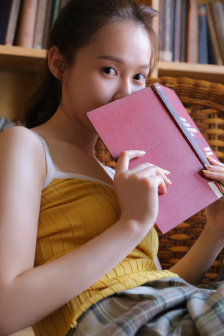 可以强X女NPC的手机游戏